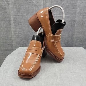 Steve Madden NWOT Nyomi Slip-On Loafer Pump in Camel SZ 8M READ